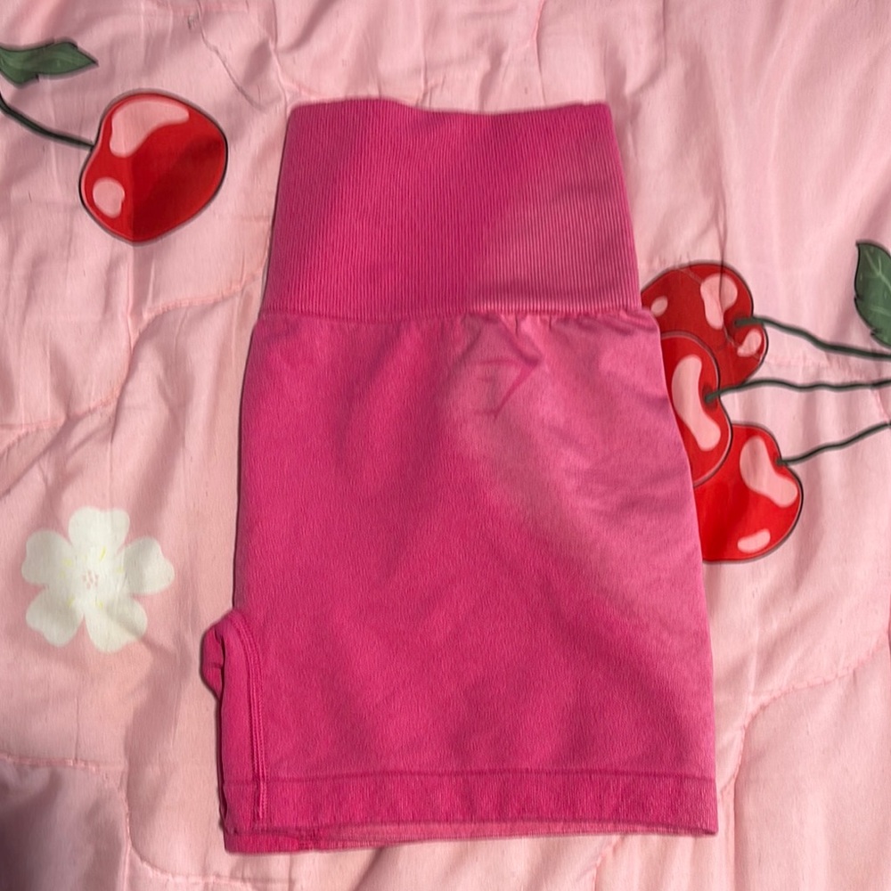 Gymshark Blur Seamless Pink Shorts